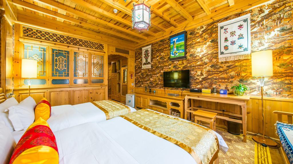 Shenchuan Tibetan Style Hotel Shangri-La Dış mekan fotoğraf